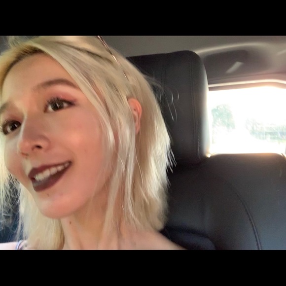 Meet your Posher, Jingjing - Picture 1 of 1